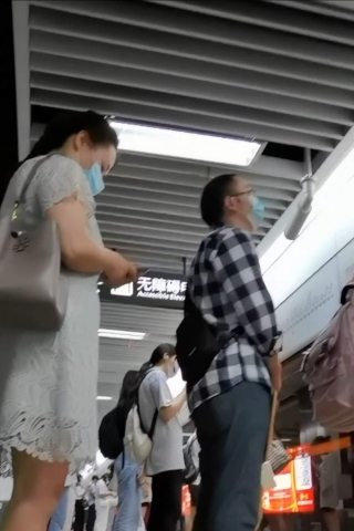 kds008.气质熟女透明蕾丝内，非常诱惑