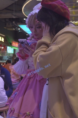 【xxn-315】第五人格cos萌妹拍抖音..蕾丝边黄内+桌下视角